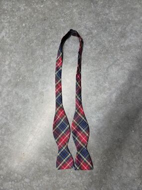 Lands' End Red Navy Plaid Self-Tie Bow Tie Tartan 100% Silk
